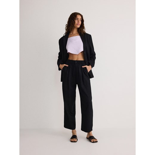 Reserved - Spodnie z lnem - czarny ze sklepu Reserved w kategorii Spodnie damskie - zdjęcie 172652993