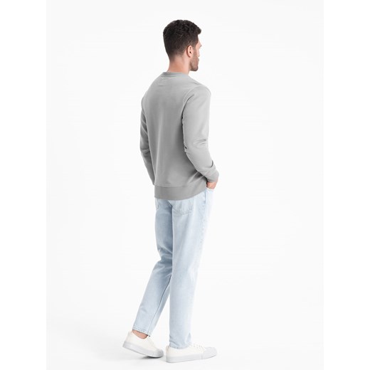Bluza męska dresowa BASIC z okrągłym dekoltem - szara V8 OM-SSBN-0175 M ombre