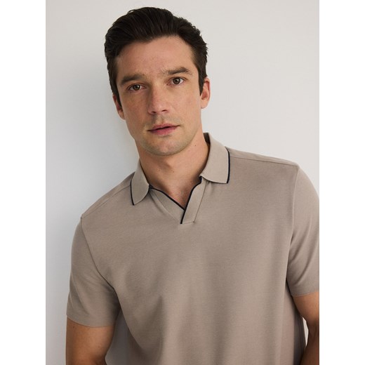 Reserved - Koszulka polo regular fit - beżowy ze sklepu Reserved w kategorii T-shirty męskie - zdjęcie 172664150