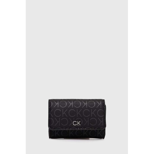Calvin Klein portfel damski kolor czarny K60K612637 ze sklepu ANSWEAR.com w kategorii Portfele damskie - zdjęcie 172666034