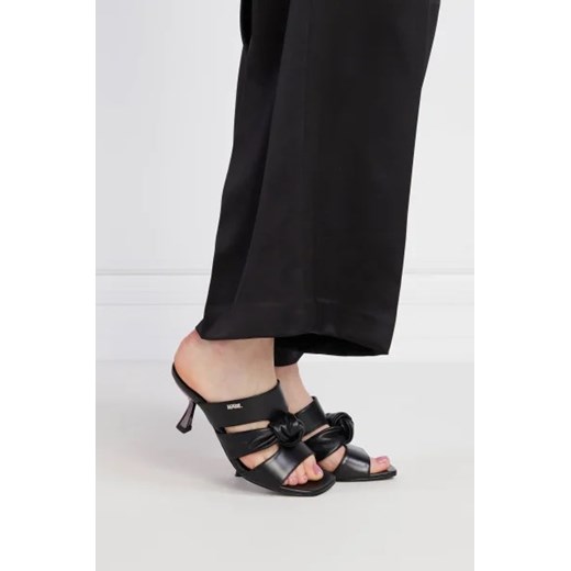 Karl Lagerfeld Skórzane klapki PANACHE TRIPLE STRAP Karl Lagerfeld 40 okazja Gomez Fashion Store
