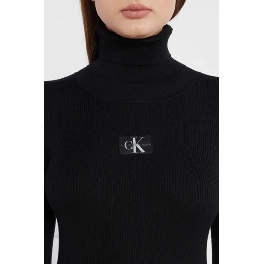 Calvin Klein Jeans Sukienka BADGE ROLL NECK XXL okazja Gomez Fashion Store
