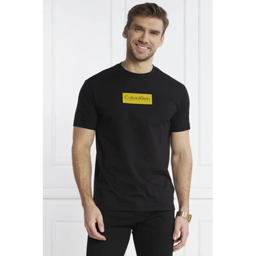 T-shirt męski czarny Calvin Klein z krótkim rękawem młodzieżowy