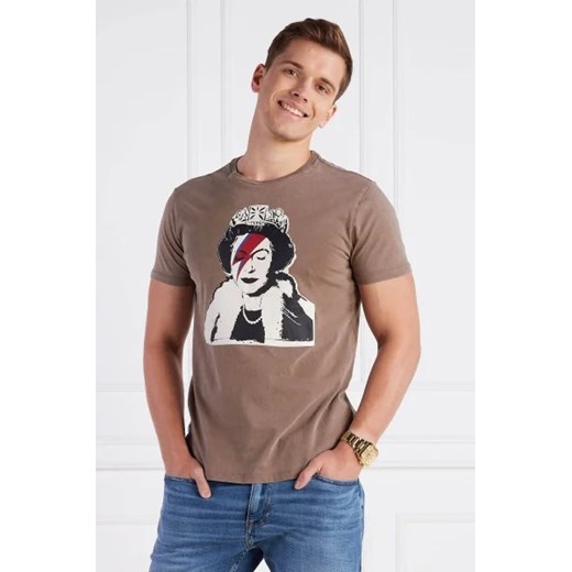 GUESS T-shirt BANKSY QUEEN | Regular Fit ze sklepu Gomez Fashion Store w kategorii T-shirty męskie - zdjęcie 172852601