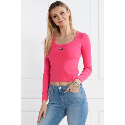 Tommy Jeans Bluzka TJW SLIM BADGE RIB TEE LS | Cropped Fit ze sklepu Gomez Fashion Store w kategorii Bluzki damskie - zdjęcie 172874844
