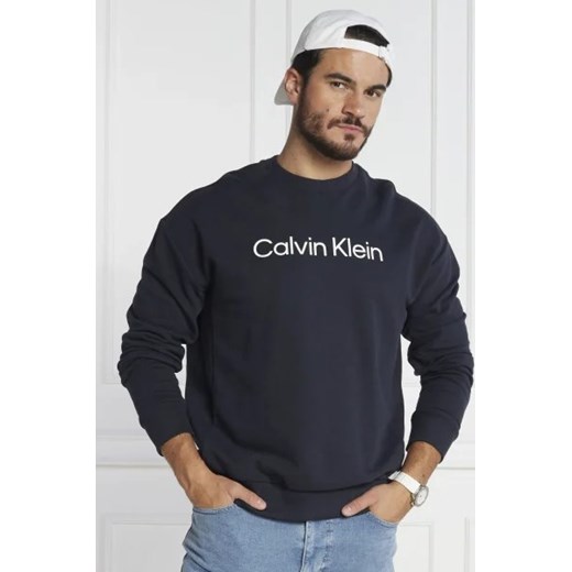Calvin Klein Bluza HERO LOGO | Comfort fit ze sklepu Gomez Fashion Store w kategorii Bluzy męskie - zdjęcie 172892752