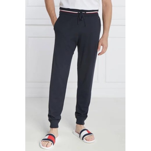 Tommy Hilfiger Spodnie dresowe | Relaxed fit ze sklepu Gomez Fashion Store w kategorii Spodnie męskie - zdjęcie 172899294