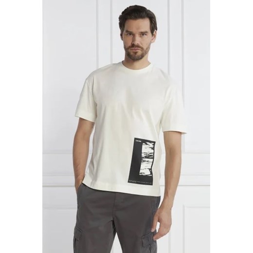 Calvin Klein T-shirt HORIZON PRINT | Regular Fit ze sklepu Gomez Fashion Store w kategorii T-shirty męskie - zdjęcie 172919870