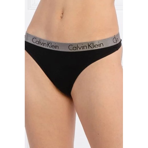 Calvin Klein Underwear Stringi ze sklepu Gomez Fashion Store w kategorii Majtki damskie - zdjęcie 172930571