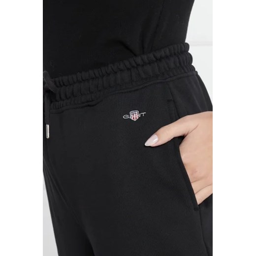 Gant Spodnie dresowe SHIELD | Relaxed fit Gant M Gomez Fashion Store wyprzedaż