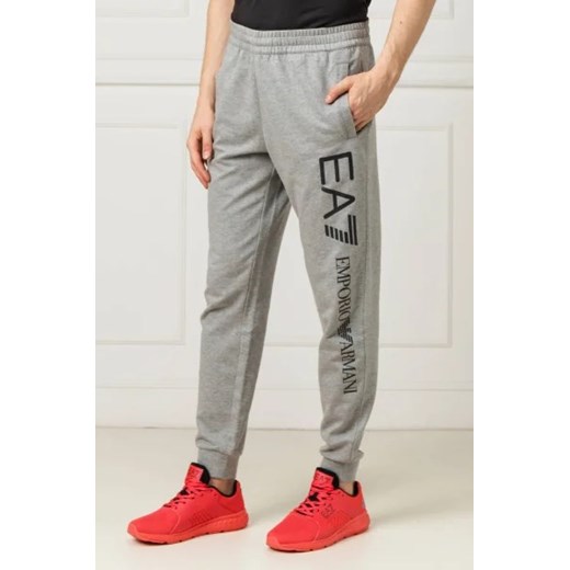 EA7 Spodnie dresowe | Regular Fit ze sklepu Gomez Fashion Store w kategorii Spodnie męskie - zdjęcie 172943523