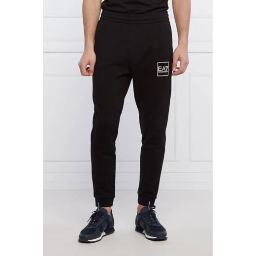 EA7 Spodnie dresowe | Regular Fit ze sklepu Gomez Fashion Store w kategorii Spodnie męskie - zdjęcie 172945230