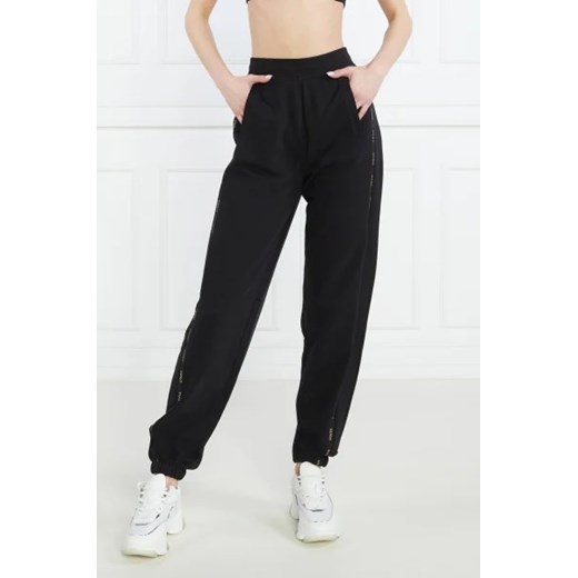 HUGO Spodnie dresowe Nagiri | Regular Fit ze sklepu Gomez Fashion Store w kategorii Spodnie damskie - zdjęcie 172948241