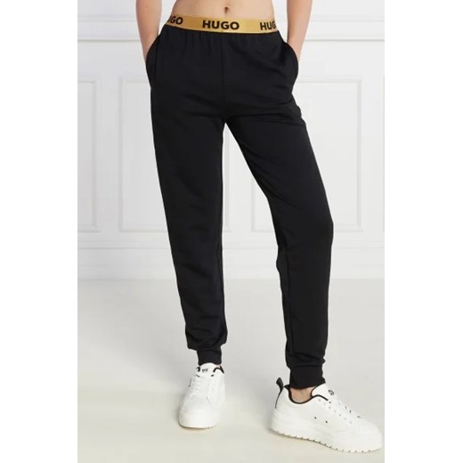 Hugo Bodywear Spodnie dresowe SPORTY LOGO | Regular Fit ze sklepu Gomez Fashion Store w kategorii Spodnie damskie - zdjęcie 172948381