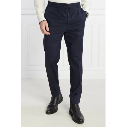 HUGO Spodnie chino Howard231X | Regular Fit ze sklepu Gomez Fashion Store w kategorii Spodnie męskie - zdjęcie 172949660