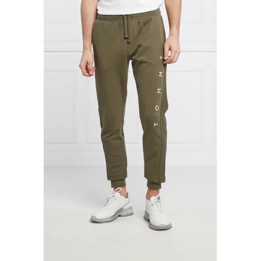 Tommy Hilfiger Spodnie dresowe | Regular Fit | regular waist ze sklepu Gomez Fashion Store w kategorii Spodnie męskie - zdjęcie 172951100