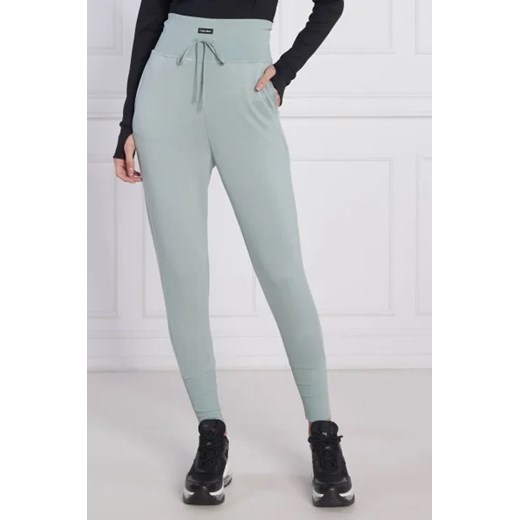 Calvin Klein Performance Spodnie dresowe | Slim Fit ze sklepu Gomez Fashion Store w kategorii Spodnie damskie - zdjęcie 172951330