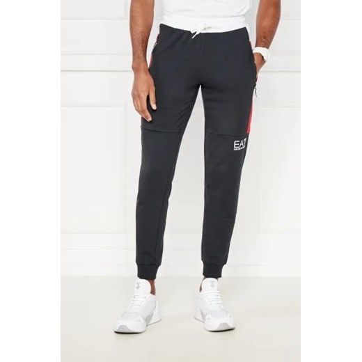 EA7 Spodnie dresowe | Regular Fit ze sklepu Gomez Fashion Store w kategorii Spodnie męskie - zdjęcie 172952114
