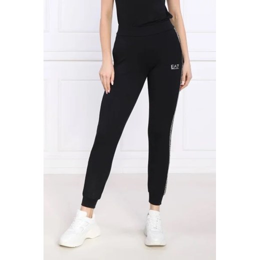 EA7 Spodnie dresowe | Slim Fit ze sklepu Gomez Fashion Store w kategorii Spodnie damskie - zdjęcie 172959380