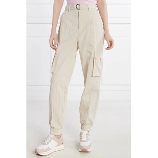 GUESS Spodnie cargo | Regular Fit | high waist ze sklepu Gomez Fashion Store w kategorii Spodnie damskie - zdjęcie 172959441