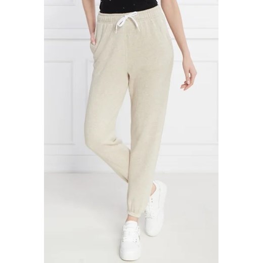 POLO RALPH LAUREN Spodnie dresowe ARCTIC FLEECE | Regular Fit ze sklepu Gomez Fashion Store w kategorii Spodnie damskie - zdjęcie 172961744