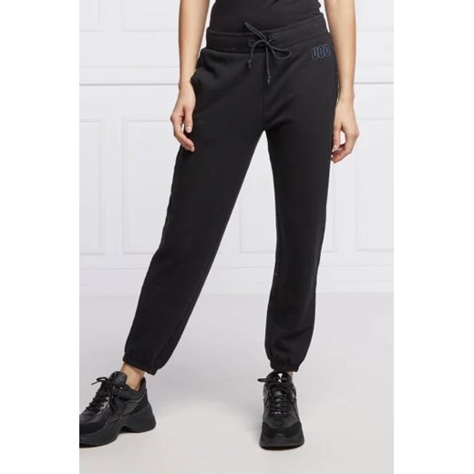 UGG Spodnie dresowe DANIELLa | Relaxed fit | regular waist ze sklepu Gomez Fashion Store w kategorii Spodnie damskie - zdjęcie 172968564