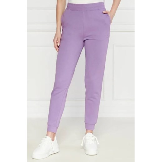 HUGO Spodnie dresowe Nelfinia | Regular Fit ze sklepu Gomez Fashion Store w kategorii Spodnie damskie - zdjęcie 172975213