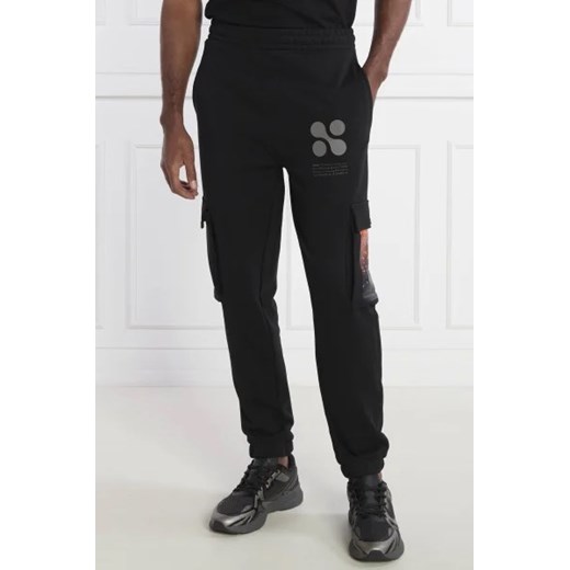 HUGO Spodnie dresowe Drisbee | Regular Fit ze sklepu Gomez Fashion Store w kategorii Spodnie męskie - zdjęcie 172976350