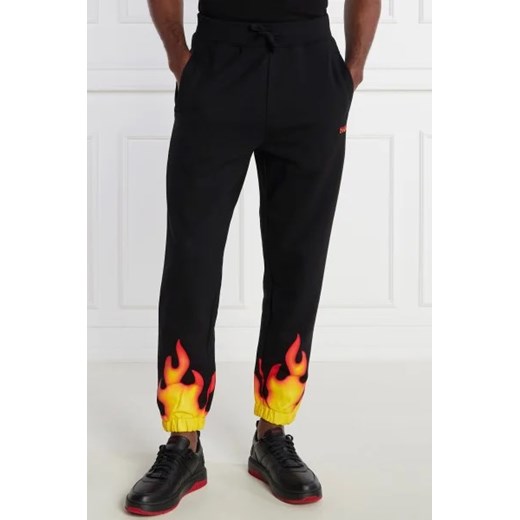 HUGO Spodnie dresowe Doblo | Regular Fit ze sklepu Gomez Fashion Store w kategorii Spodnie męskie - zdjęcie 172976792
