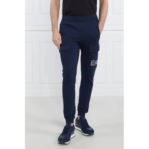 EA7 Spodnie dresowe | Regular Fit ze sklepu Gomez Fashion Store w kategorii Spodnie męskie - zdjęcie 172977282