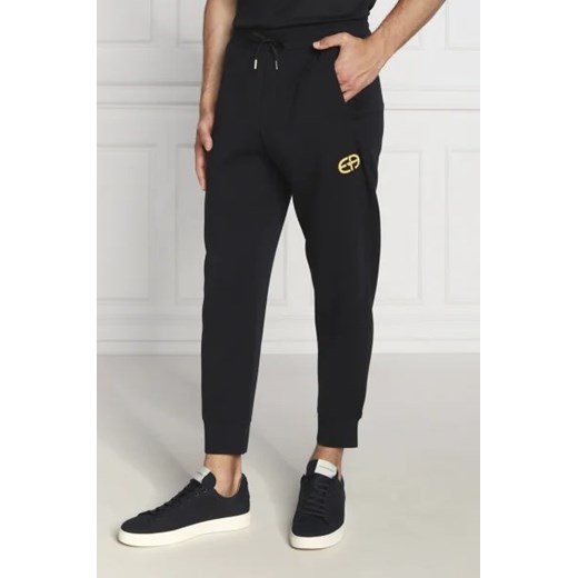 Emporio Armani Spodnie dresowe | Regular Fit ze sklepu Gomez Fashion Store w kategorii Spodnie męskie - zdjęcie 172984013