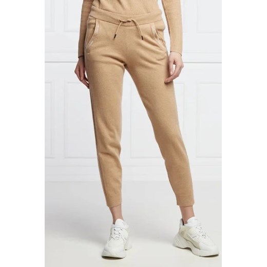 Calvin Klein Spodnie dresowe | Regular Fit | z dodatkiem wełny ze sklepu Gomez Fashion Store w kategorii Spodnie damskie - zdjęcie 172985402