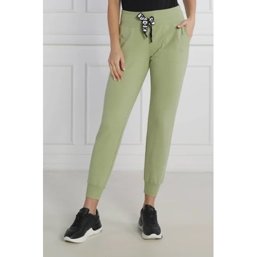 DKNY Sport Spodnie dresowe | Regular Fit ze sklepu Gomez Fashion Store w kategorii Spodnie damskie - zdjęcie 172985834