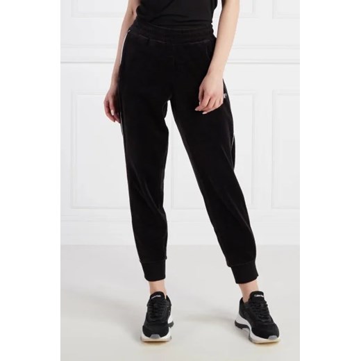 DKNY Sport Spodnie dresowe | Regular Fit ze sklepu Gomez Fashion Store w kategorii Spodnie damskie - zdjęcie 172986824