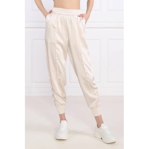 EA7 Spodnie dresowe | Regular Fit ze sklepu Gomez Fashion Store w kategorii Spodnie damskie - zdjęcie 172988073