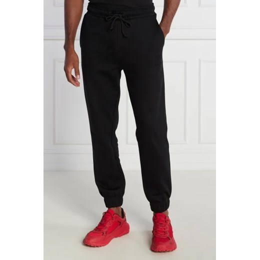 HUGO Spodnie dresowe Dchard | Regular Fit ze sklepu Gomez Fashion Store w kategorii Spodnie męskie - zdjęcie 172990011