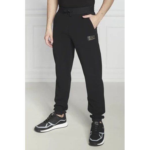 EA7 Spodnie dresowe | Regular Fit ze sklepu Gomez Fashion Store w kategorii Spodnie męskie - zdjęcie 172991504