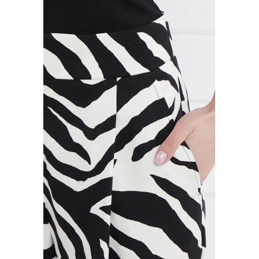 Marc Cain Spodnie | flare fit | high waist Marc Cain 40 Gomez Fashion Store promocja