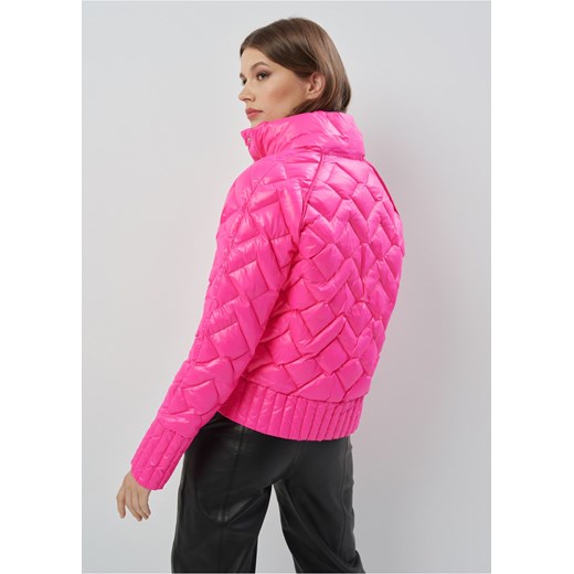 Różowa pikowana kurtka damska ze stójką Ochnik One Size okazyjna cena OCHNIK