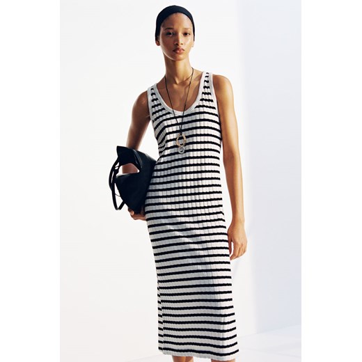 H & M - Sukienka z dzianiny w prążki - Czarny ze sklepu H&M w kategorii Sukienki - zdjęcie 173032753