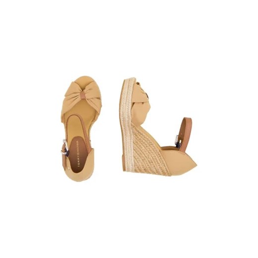 Tommy Hilfiger Koturny | z dodatkiem skóry Tommy Hilfiger 39 okazyjna cena Gomez Fashion Store