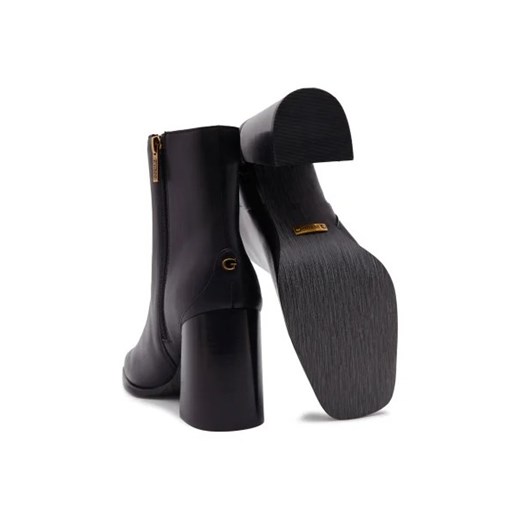 Botki Guess na zimę z tworzywa sztucznego 