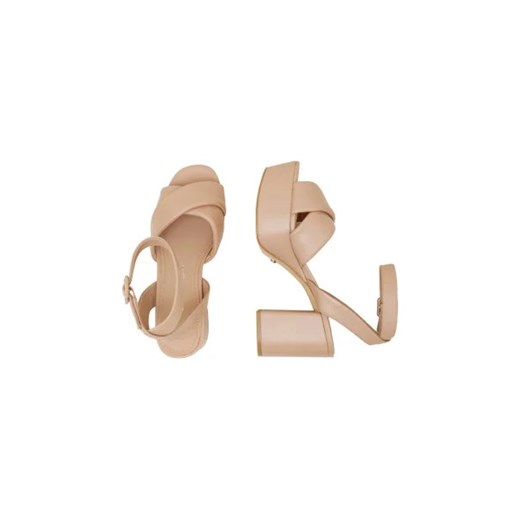 Guess Skórzane sandały na słupku Guess 38 promocyjna cena Gomez Fashion Store