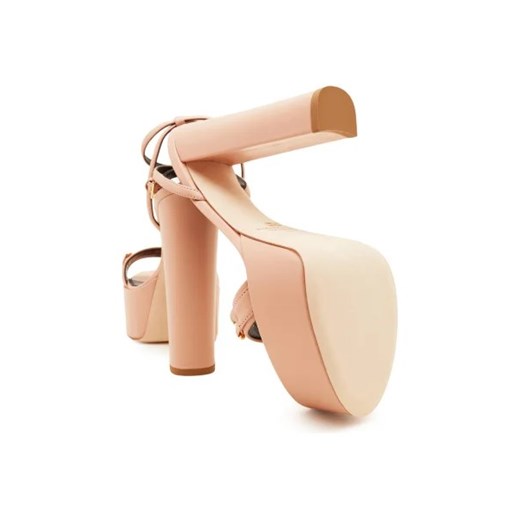 Elisabetta Franchi Skórzane sandały na słupku Elisabetta Franchi 40 Gomez Fashion Store wyprzedaż