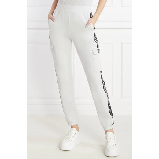 EA7 Spodnie dresowe | Regular Fit ze sklepu Gomez Fashion Store w kategorii Spodnie damskie - zdjęcie 173115442