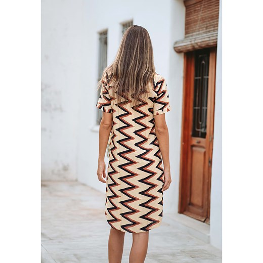 Sukienka Isla Bonita By Sigris w paski z okrągłym dekoltem prosta mini z długimi rękawami 