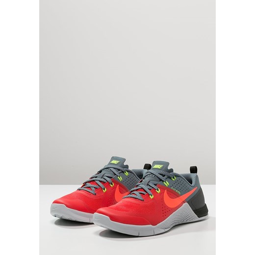 Nike Performance METCON 1 Obuwie treningowe daring red/hot lava/blue graphite zalando  sportowy