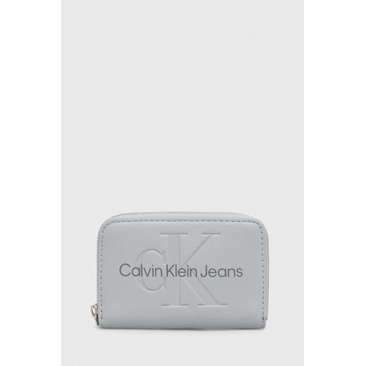 Calvin Klein Jeans portfel damski kolor niebieski K60K612255 ze sklepu ANSWEAR.com w kategorii Portfele damskie - zdjęcie 173133021