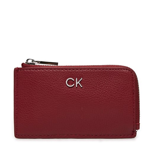 Etui na karty kredytowe Calvin Klein Ck Daily Zip Cardholder W/Chain K60K612281 Czerwony ze sklepu eobuwie.pl w kategorii Etui - zdjęcie 173137723