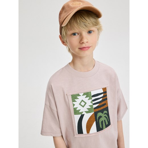 Reserved - T-shirt oversize z aplikacją - jasnofioletowy ze sklepu Reserved w kategorii T-shirty chłopięce - zdjęcie 173140211